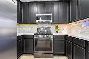 8802 Outview Ct, Houston, TX 77040 - Photo 11
