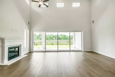 9923 Hunters Run Drive, Missouri City, TX 77459 - Photo 5