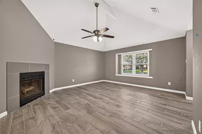 10031 Prospect Hill Drive, Houston, TX 77064 - Photo 9