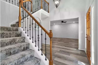 106 N Rushwing Circle, The Woodlands, TX 77381 - Photo 7