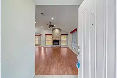 18123 Lake Bend Drive, Houston, TX 77084 - Photo 3