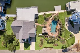 218 Catamaran Dr, Tiki Island, TX 77554 - Photo 33