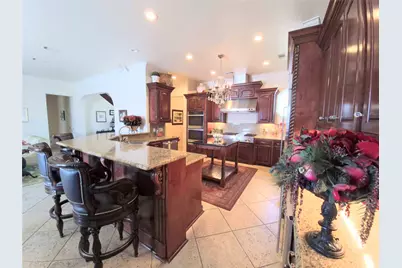 218 Catamaran Drive, Tiki Island, TX 77554 - Photo 3