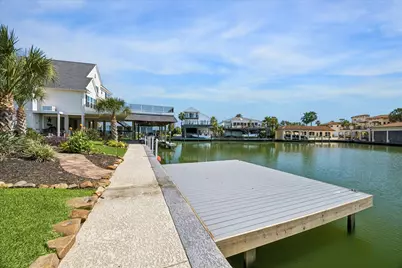 218 Catamaran Drive, Tiki Island, TX 77554 - Photo 27
