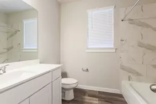 381 N Centro Cir, Shenandoah, TX 77385 - Photo 17