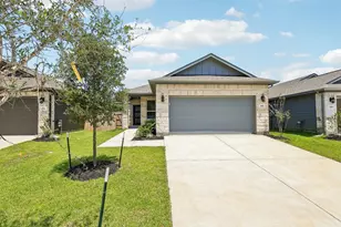 392 Sunrise Ranch Dr, Montgomery, TX 77316 - Photo 1