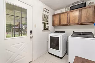 1054 Bryan Ln, Lumberton, TX 77657 - Photo 13