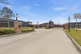 2915 Newington Ln, Houston, TX 77047 - Photo 21