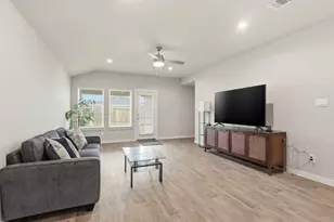 2915 Newington Ln, Houston, TX 77047 - Photo 5