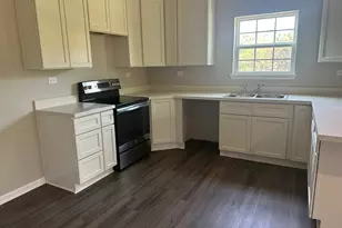 3701 County Rd 611, Angleton, TX 77515 - Photo 3