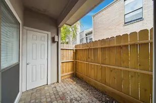 7900 N Stadium Dr, Houston, TX 77030 - Photo 13