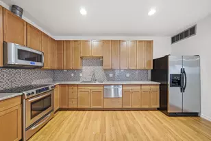 7900 N Stadium Dr, Houston, TX 77030 - Photo 5