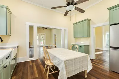 919 N Avenue A, Freeport, TX 77541 - Photo 15