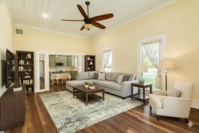 919 N Avenue A, Freeport, TX 77541 - Photo 9