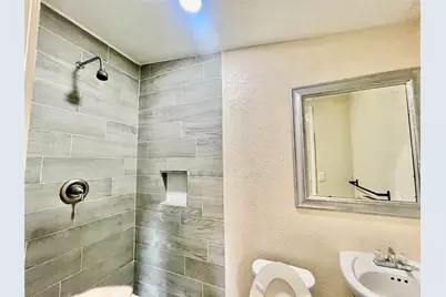 547 W Obion Road, Houston, TX 77091 - Photo 7