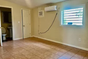 547 W Obion Rd, Houston, TX 77091 - Photo 5