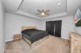 1023 S Anderson St, Angleton, TX 77515 - Photo 19