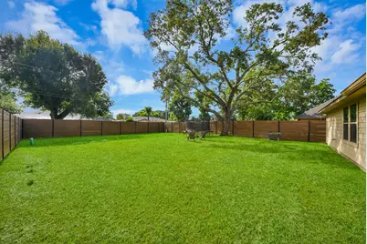 1023 S Anderson Street, Angleton, TX 77515 - Photo 19