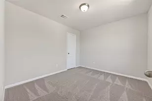 940 21st St, Hempstead, TX 77445 - Photo 27