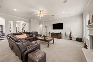 987 Astoria Ln, League City, TX 77573 - Photo 9