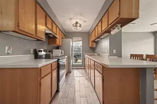 16643 Seawolf Dr, Houston, TX 77062 - Photo 11