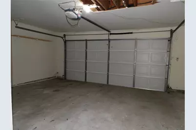 10758 Boardwalk Street, Houston, TX 77042 - Photo 17