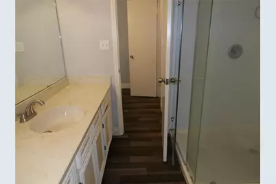 10758 Boardwalk Street, Houston, TX 77042 - Photo 11