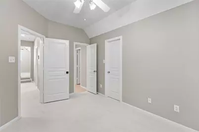 78 S Bardsbrook Circle, The Woodlands, TX 77382 - Photo 39