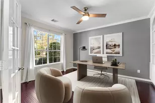 78 S Bardsbrook Cir, The Woodlands, TX 77382 - Photo 23