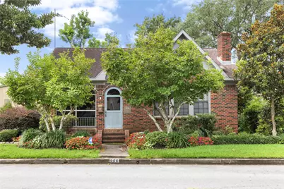 906 Higgins, Humble, TX 77338 - Photo 1