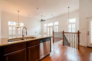 5608 Kansas St, Houston, TX 77007 - Photo 9