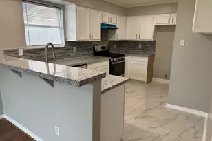 3023 Mosby Dr, Sugar Land, TX 77479 - Photo 3