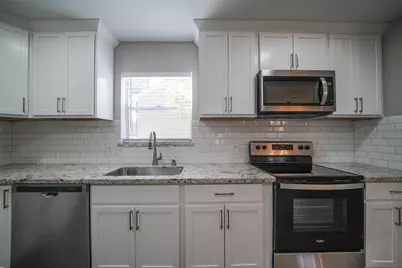 7818 Beaufort Drive, Spring, TX 77379 - Photo 15
