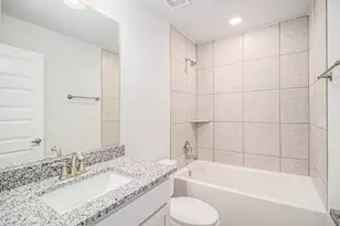 4306 Karam Lndg, Dickinson, TX 77539 - Photo 13