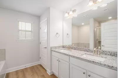 4306 Karam Landing, Dickinson, TX 77539 - Photo 11