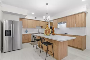 1037 Town Pl St, Houston, TX 77057 - Photo 11