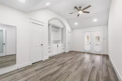 1037 Town Place Street, Houston, TX 77057 - Photo 25