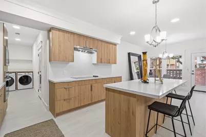 1037 Town Place Street, Houston, TX 77057 - Photo 13