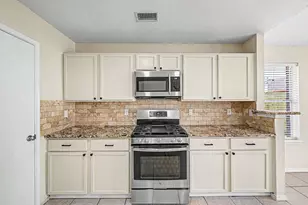 6375 Crossway Dr, Houston, TX 77084 - Photo 11
