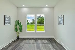 500 Campfire Trail, Angleton, TX 77515 - Photo 11