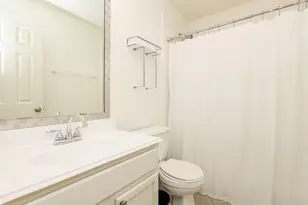 9426 Edgeloch Dr, Spring, TX 77379 - Photo 17