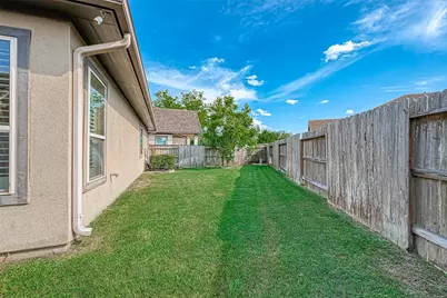 5014 Fairford Drive, Sugar Land, TX 77479 - Photo 31