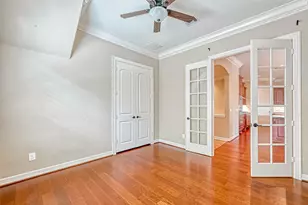 5014 Fairford Dr, Sugar Land, TX 77479 - Photo 7