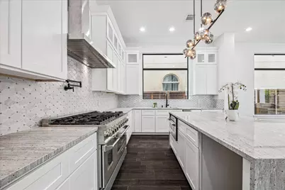 3209 McCulloch Circle, Houston, TX 77056 - Photo 7