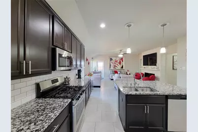 610 Autumn Flats Way, Rosharon, TX 77583 - Photo 5
