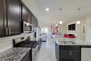 610 Autumn Flats Wy, Rosharon, TX 77583 - Photo 5