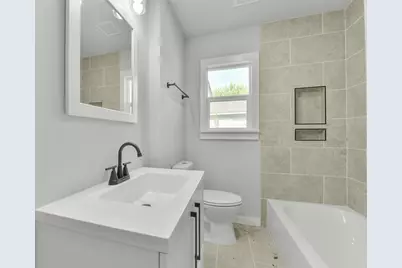 10705 Munn Street, Houston, TX 77029 - Photo 19