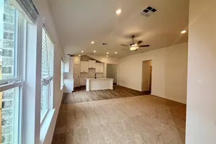 3202 Emerald Hills Dr, Angleton, TX 77515 - Photo 3