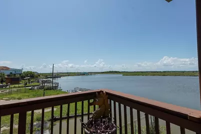 4702 Bayou Lane, Hitchcock, TX 77563 - Photo 31
