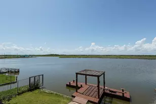 4702 Bayou Ln, Hitchcock, TX 77563 - Photo 35
